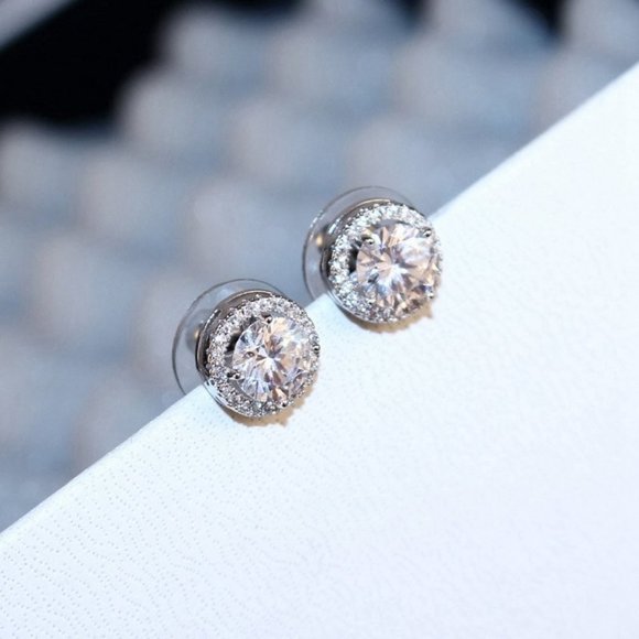 NEW Brilliant Cut Round Diamond Halo Silver Stud Earrings - Picture 8 of 11